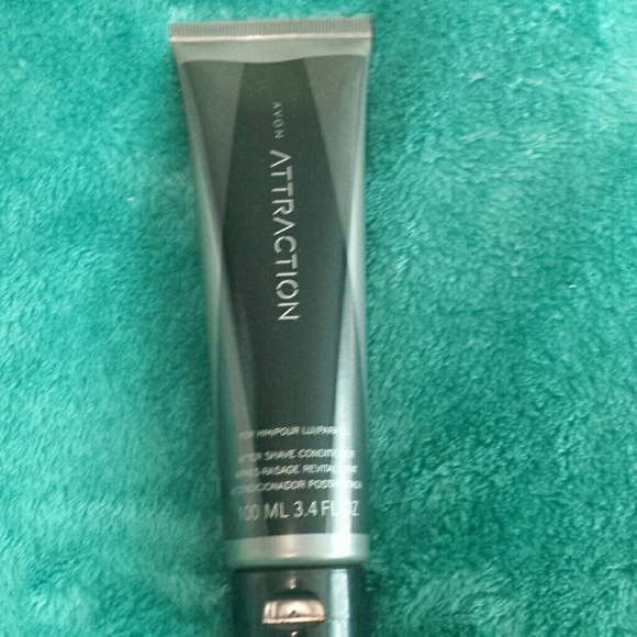 ❗️FINAL REDUCTION❗️Avon Attraction After Shave