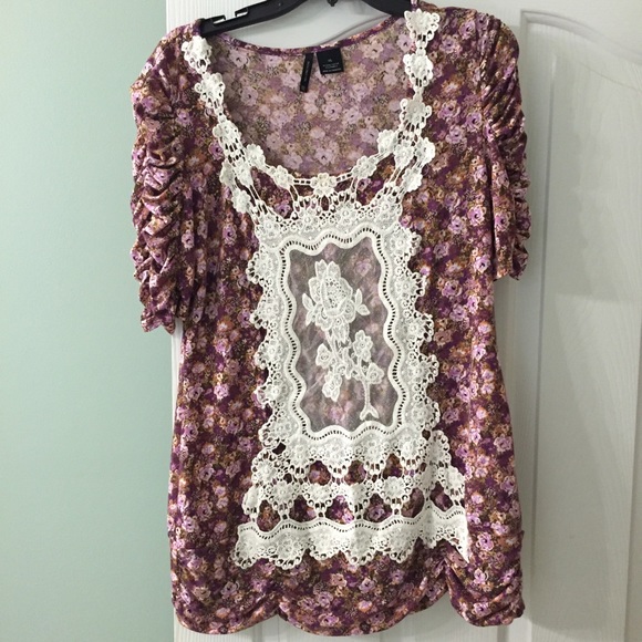 Knit top with cotton lace