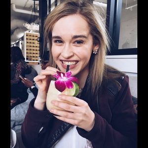 Meet your Posher, Emily