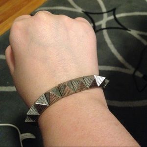 Elastic stretch bracelet