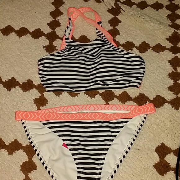 Baithing suit