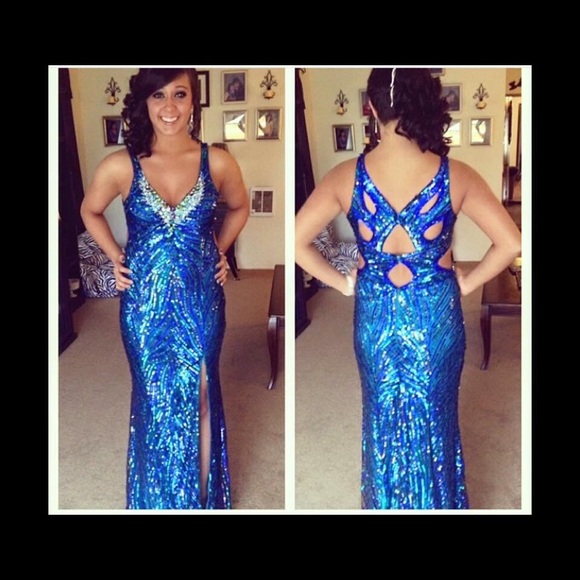 Mac Duggal Prom Dress - Picture 1 of 4