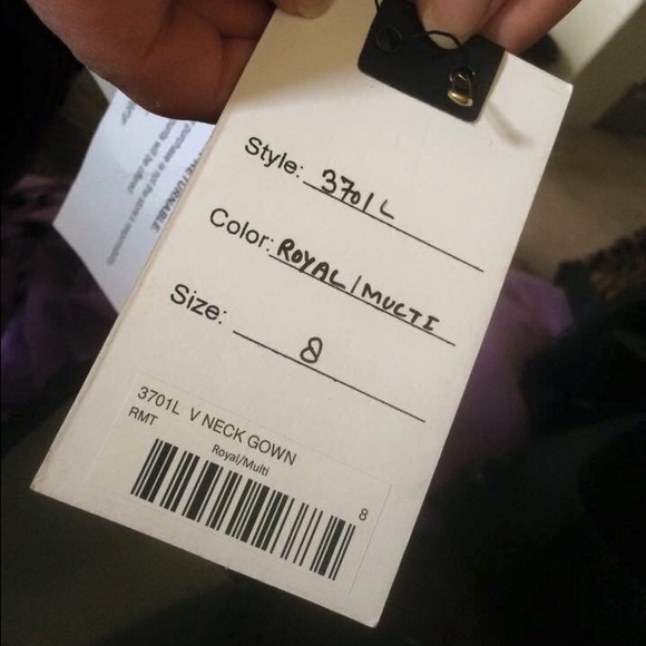 Mac Duggal Prom Dress - Picture 4 of 4