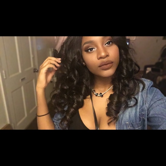 Meet your Posher, Roanna