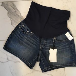 NWT size 2 maternity shorts from the gap