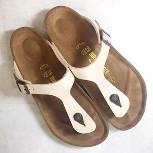 Nearly new! T-strap Gizeh Birkenstocks Cream Sz 39