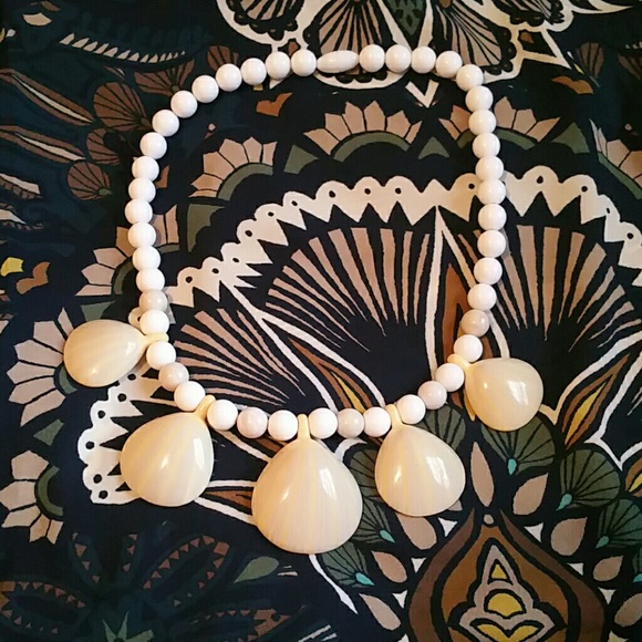 Vintage shell necklace