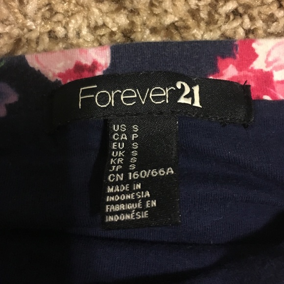 Floral Mini Skirt! - Picture 4 of 4