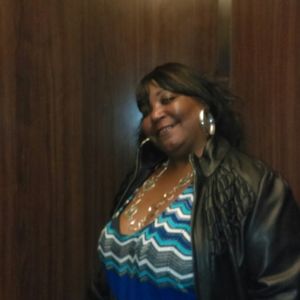 Meet your Posher, Lenetta