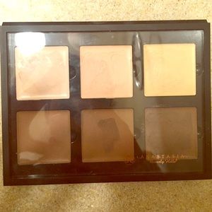 Anastasia Beverly Hills Contour Kit (Light)