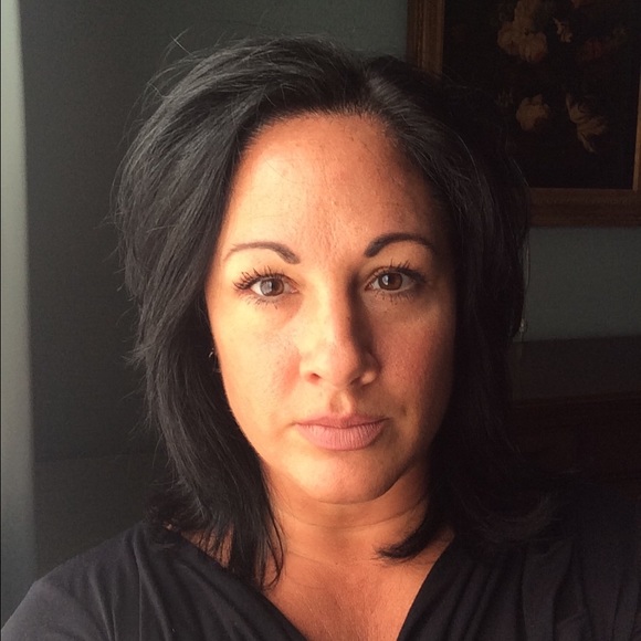 Meet your Posher, Janet