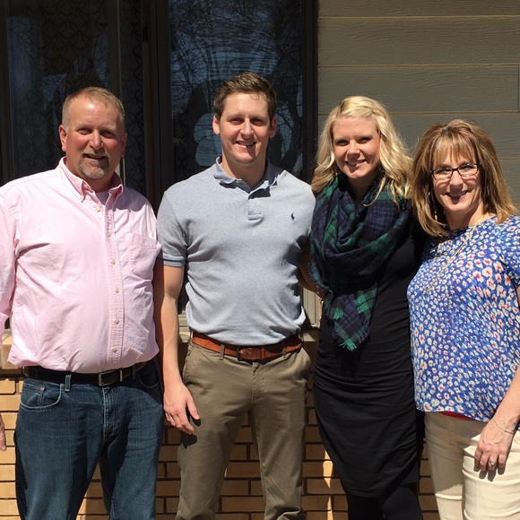 Meet your Posher, Brenda - Picture 4 of 4