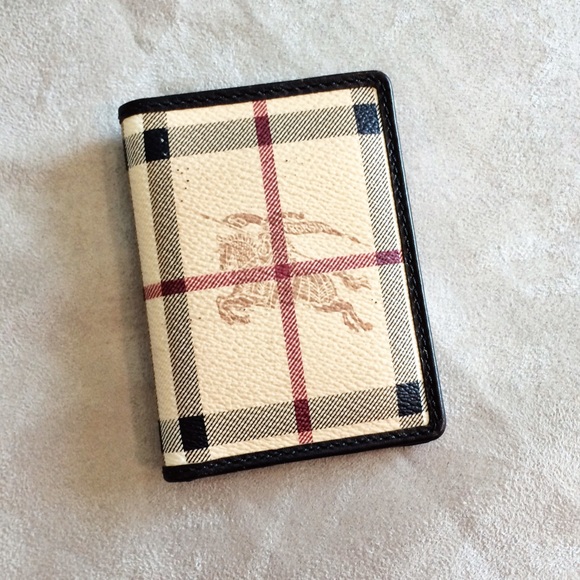 Burberry leather card and ID wallet