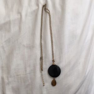 Pendant necklace