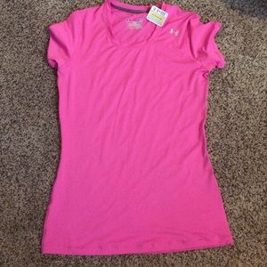 Under armour pink fitted heat gear shirt
