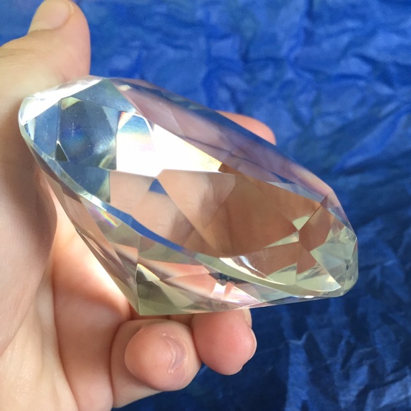 Super cute large diamond set - Picture 2 of 4