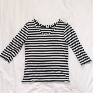 3/4 sleeve black and white striped tee