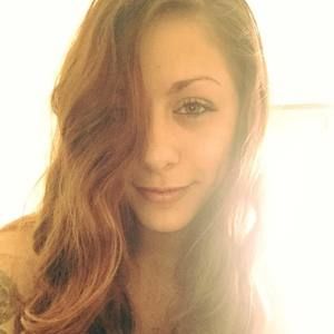 Meet your Posher, Courtney