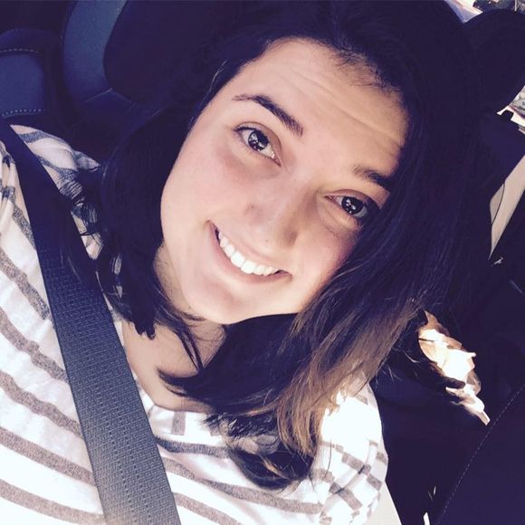 Meet your Posher, Karissa