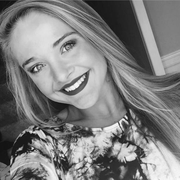 Meet your Posher, Kaeli