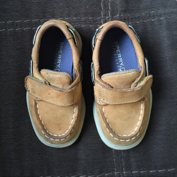 Toddler Velcro Sperry Top-Sider shoes
