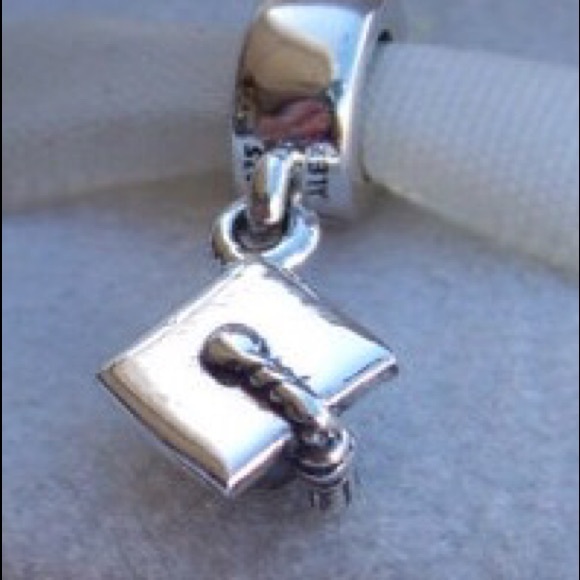 Pandora Graduation Hat Charm - Picture 2 of 3
