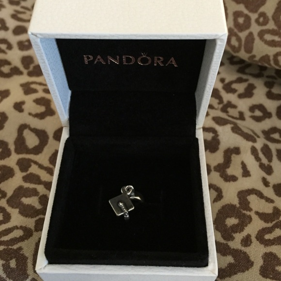 Pandora Graduation Hat Charm - Picture 3 of 3