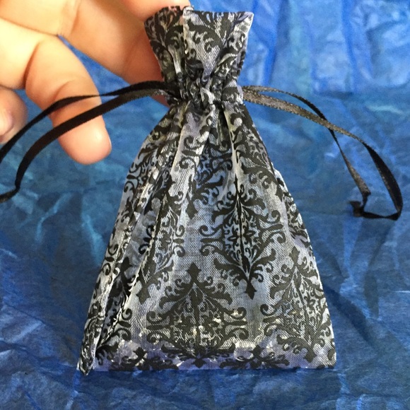 Clear diamond necklace - Picture 3 of 3