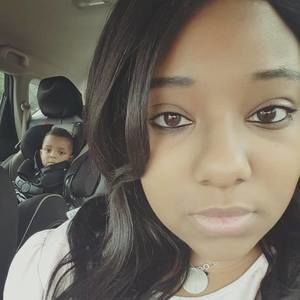 Meet your Posher, Chanel