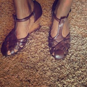 Brown Wedges