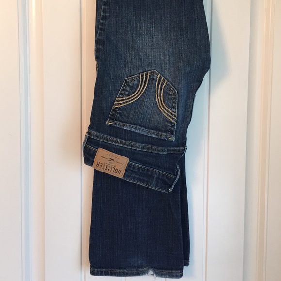 2 pair Hollister Jeans
