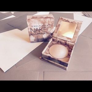Urban Decay NAKED Illuminated