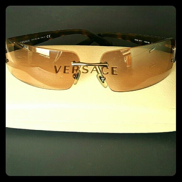 Authentic Tortoise Brown Versace sunglasses,
