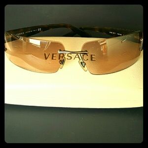 Authentic Tortoise Brown Versace sunglasses,