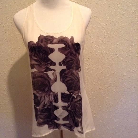 Top from Hot topic - Picture 2 of 3