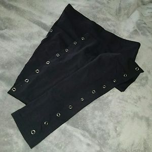 Black Leggings w/Rivets Medium Jrs