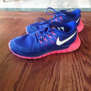 NIKE FREE 5.0