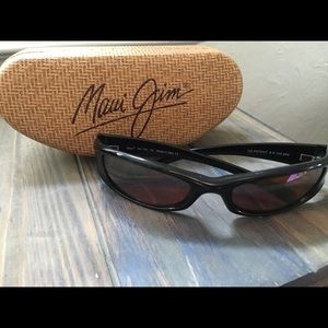 Maui Jims Shaka Sunglasses 105-02.