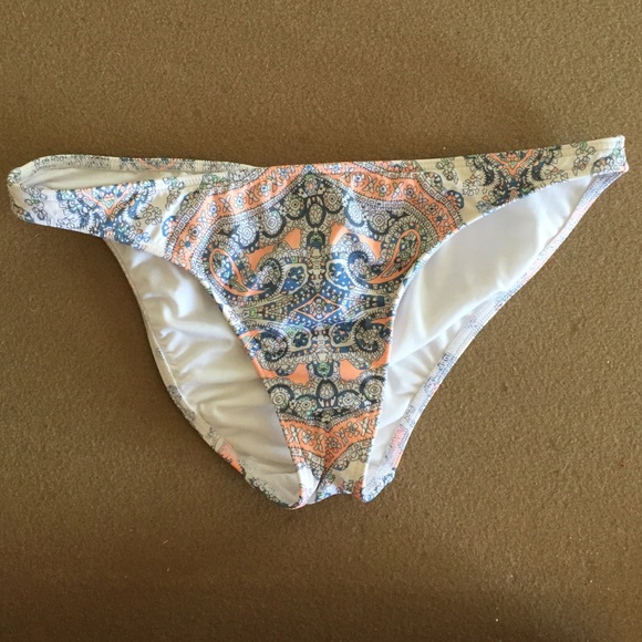 Victoria Secret bikini bottoms size small
