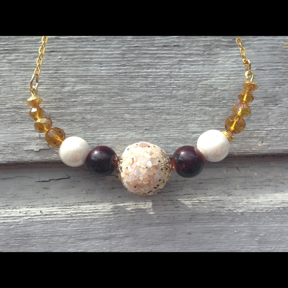Necklace and earring set