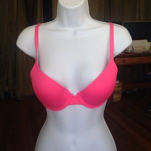 Victoria secret push-up bra