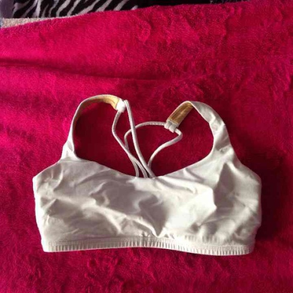 Lululemon white sports bra