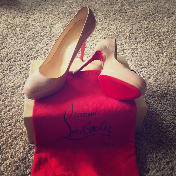 Christian Louboutin Shoes - Christian Louboutin size 41