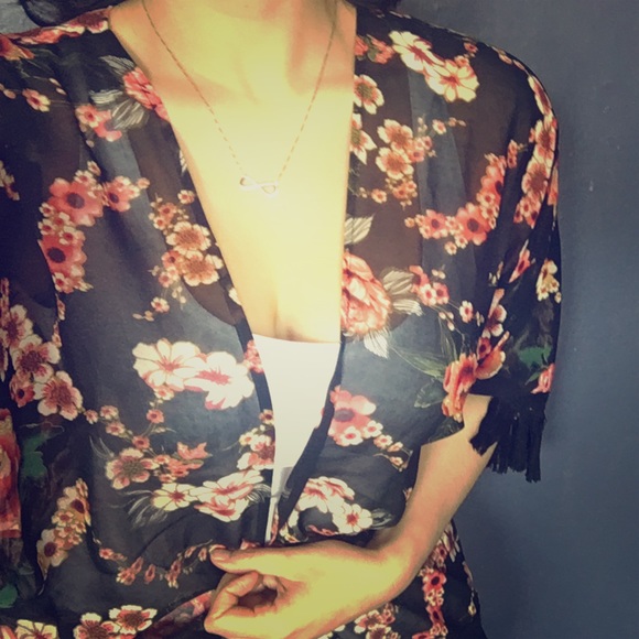 Sheer rose kimono 🌹🎎