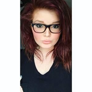 Meet your Posher, Cassandra