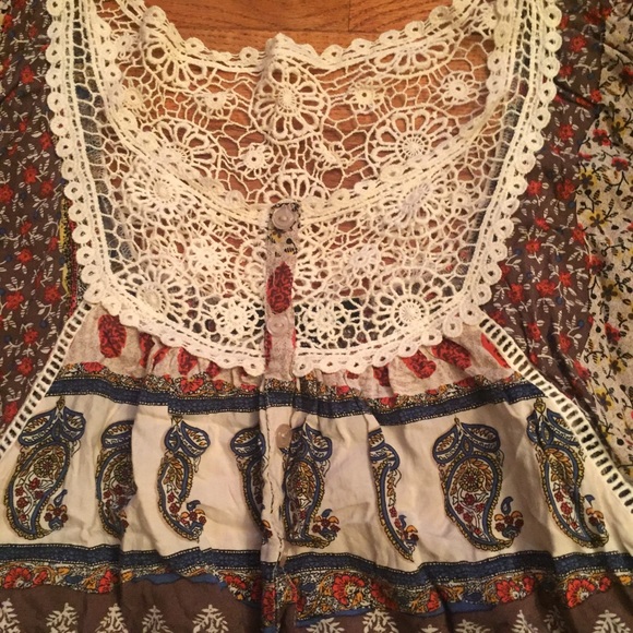 ‼️SOLD‼️Boho Paisley Top - Picture 3 of 4