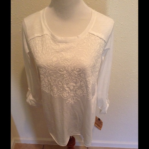 Long sleeve from Democracy - Picture 3 of 4