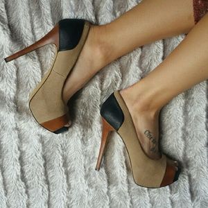 Jessica Simpson Peep Toe Pumps
