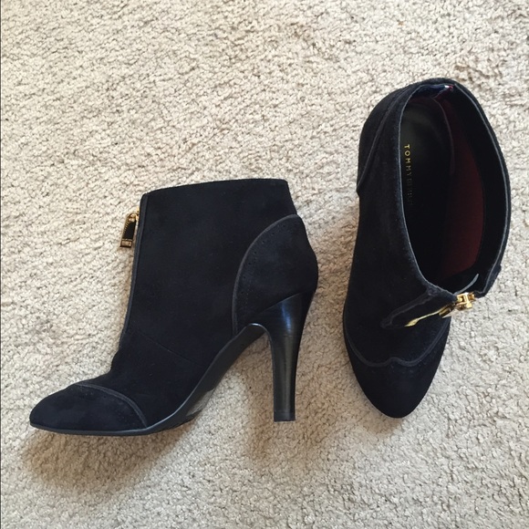 ✨reserved✨ Tommy Hilfiger Suede Heeled Booties