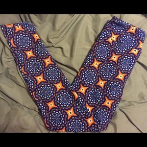 OS EUC LuLaRoe leggings (worn once)